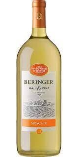 Beringer Main & Vine Moscato - 1.5LT Beringer Main & Vine Moscato - 1.5LT
