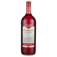 Beringer Main & Vine Red Moscato - 1.5LT Beringer Main & Vine Red Moscato - 1.5LT