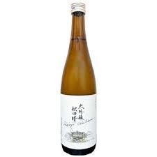 Akitabare Daiginjo Winter Blossom Sake - 300ML