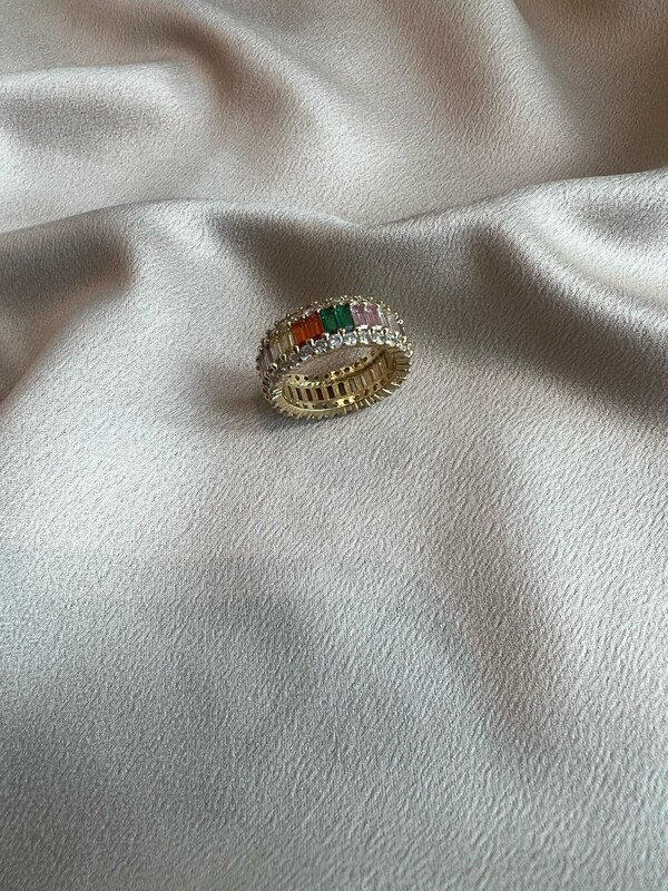 Color Wheel Ring