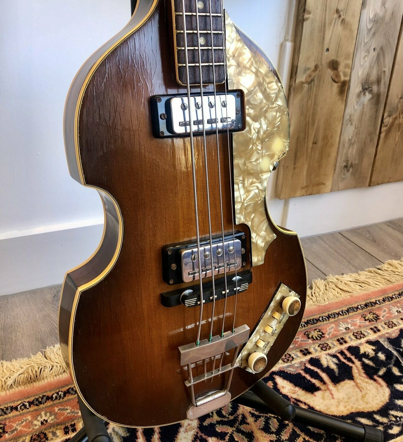 1965 Hofner Violin Bass 500 1