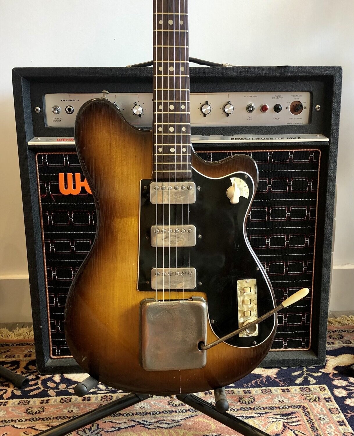 1961 Hofner V3 Solid Guitar - with brand new TGI hard case