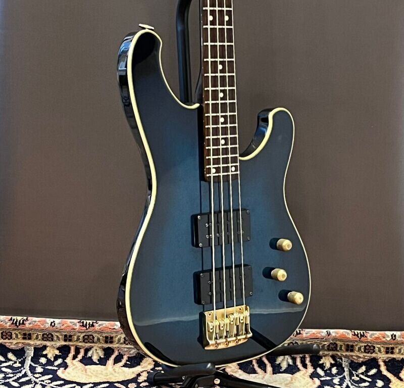 1984 Ibanez Roadstar RB950 Bass