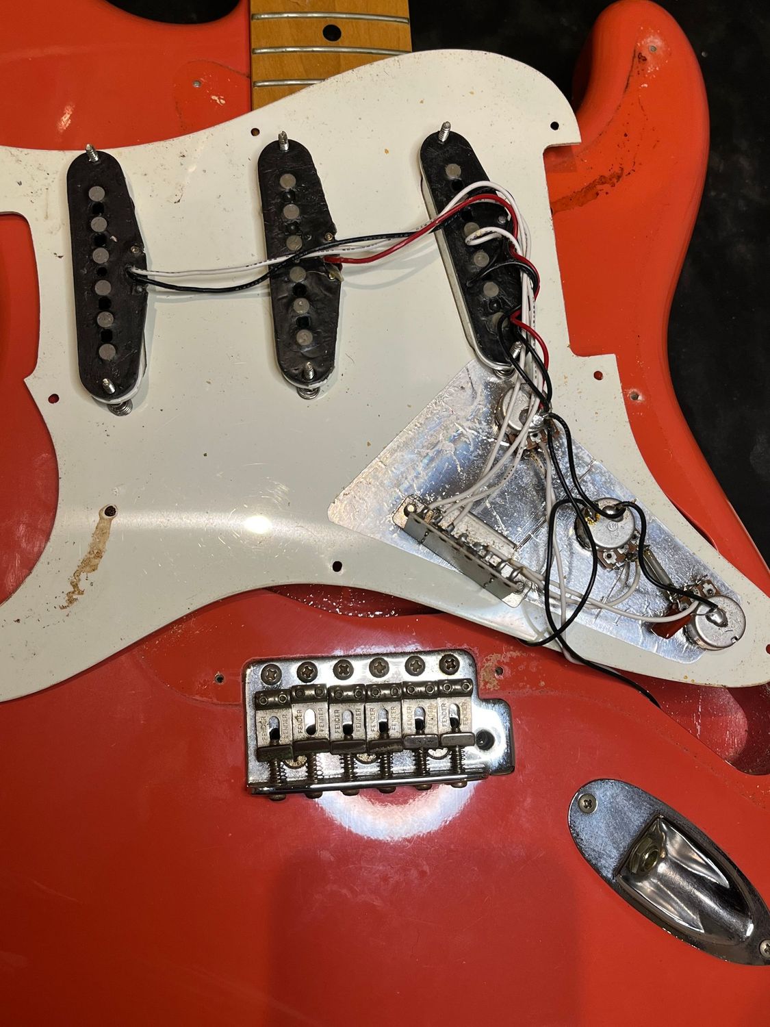 1997 Fender Hank Marvin Signature Stratocaster - Crafted in Japan