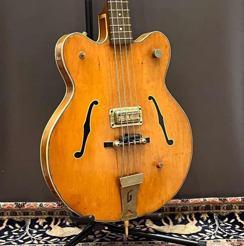 1963 Gretsch 6070 "Country Gent" Bass