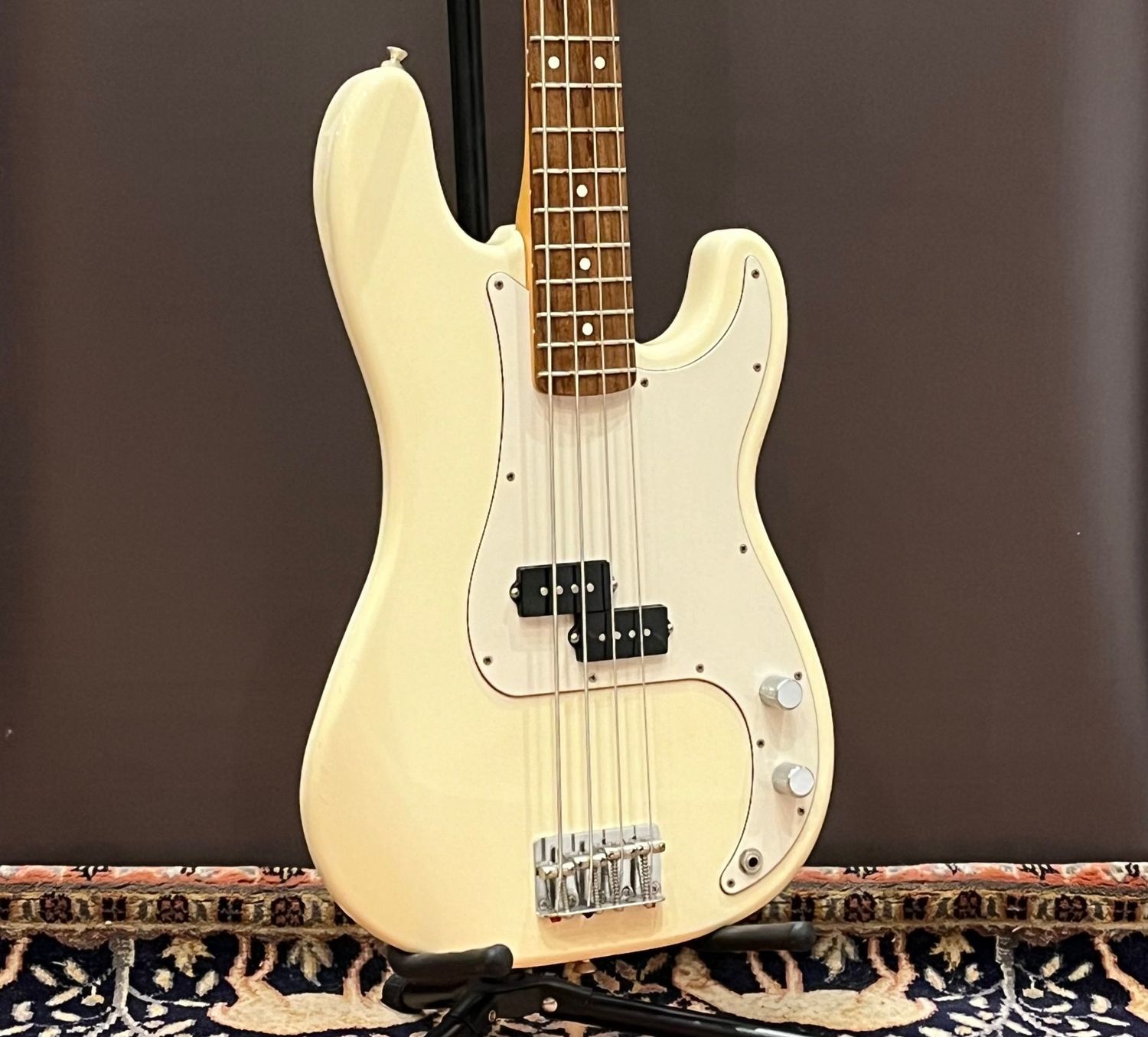 2004 Fender Standard Precision Bass