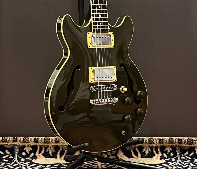 1983 Ibanez Artist AM-100