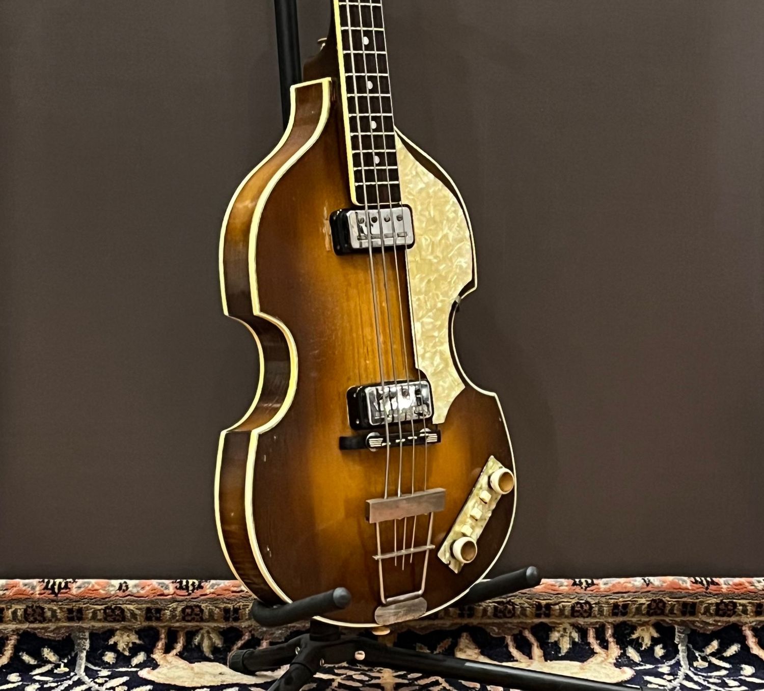 1964 Hofner 500/1 (Violin Bass)