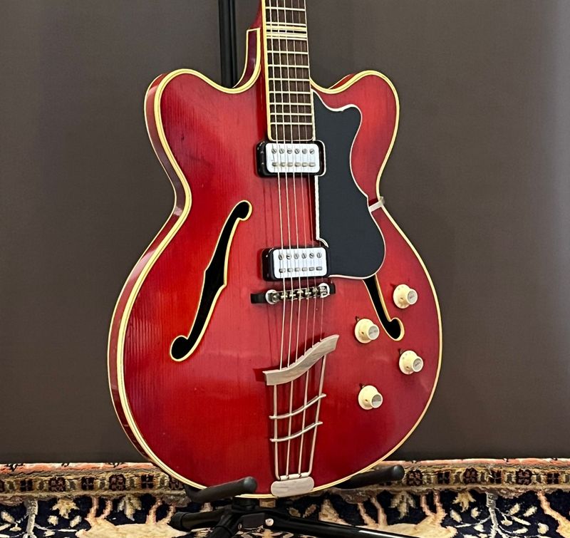 1964 Hofner Verithin