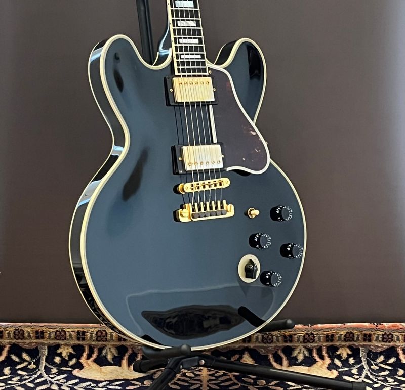 2012 Gibson Lucille BB King Signature