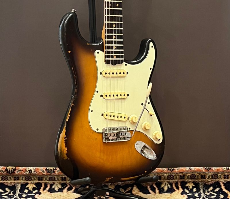 1964 Fender Stratocaster (Refin)