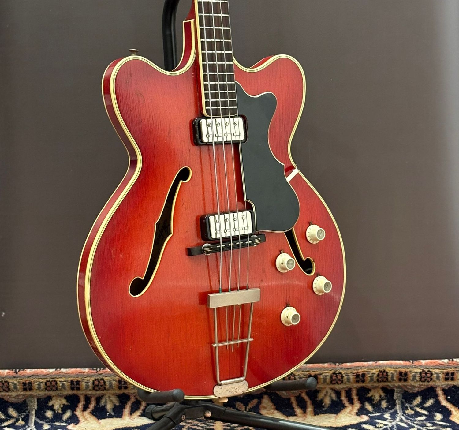 1964 Hofner Verithin Bass 1964 Hofner Verithin Bass