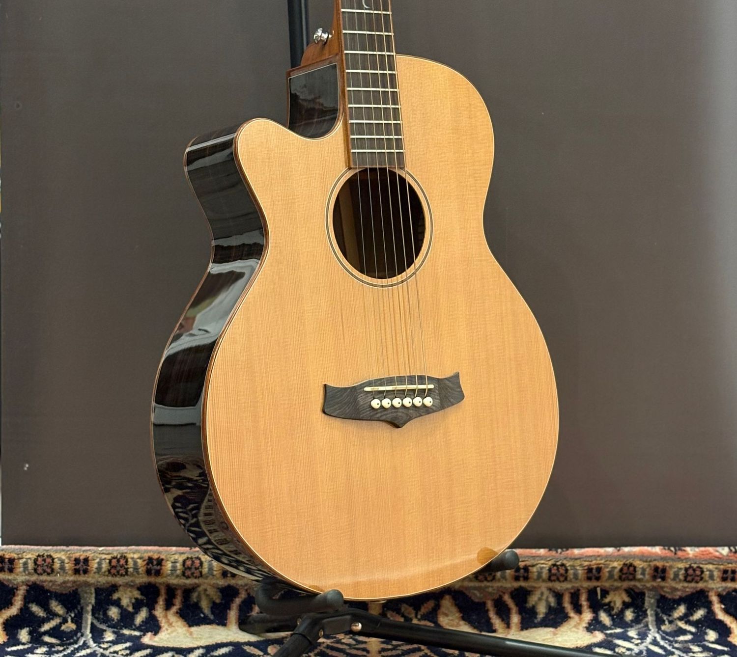 2014 Tanglewood Java TWJSFCE - Left Handed