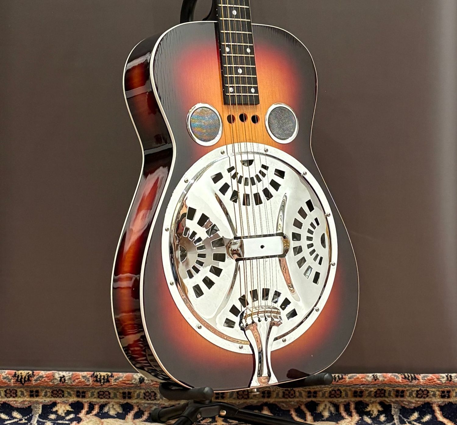 1997 Dobro DW60