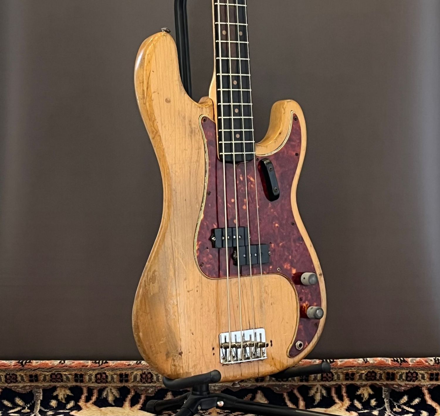 1964 Fender Precision - Refin 1964 Fender Precision - Refin