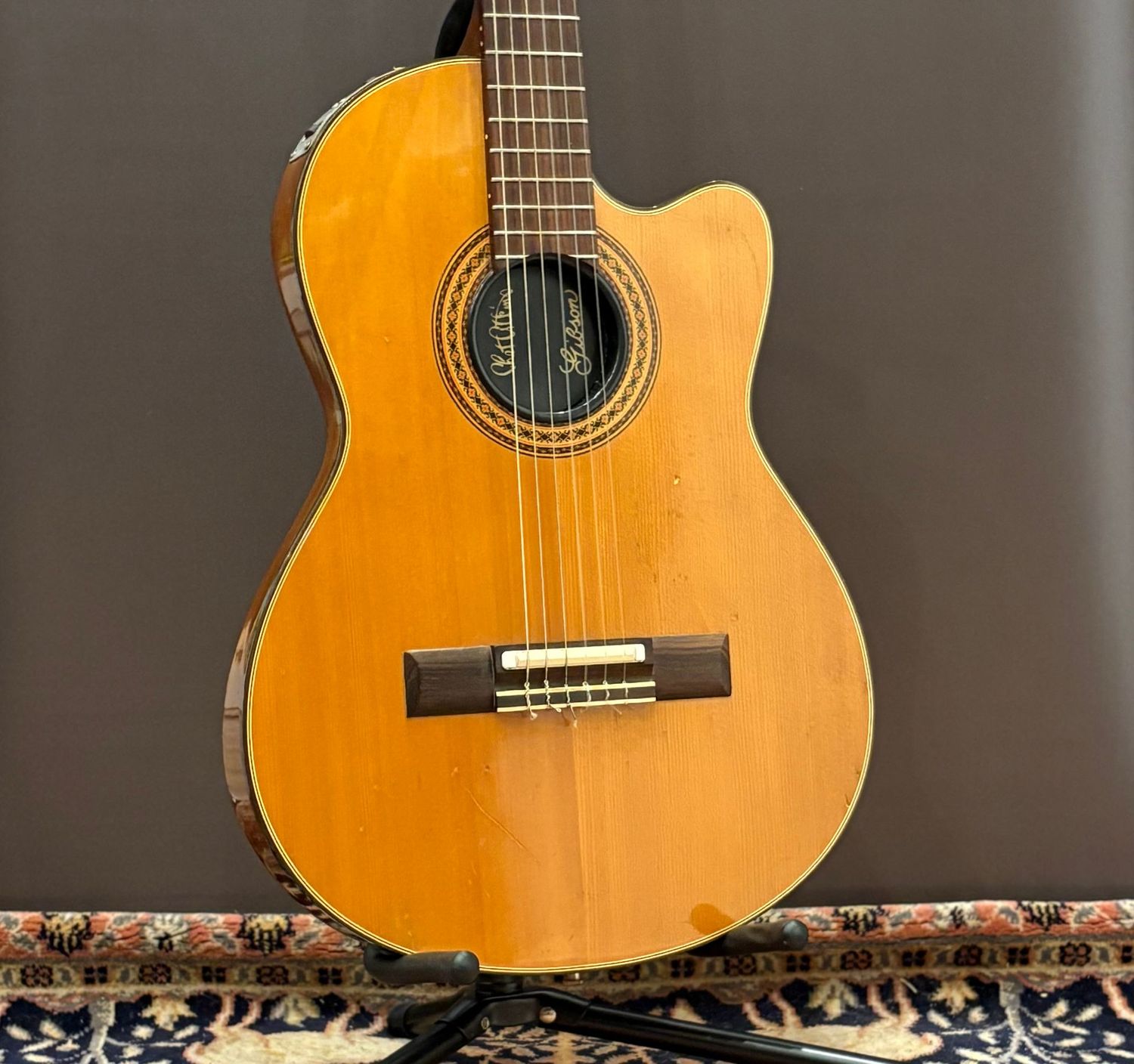 1982 Gibson Chet Akins CE