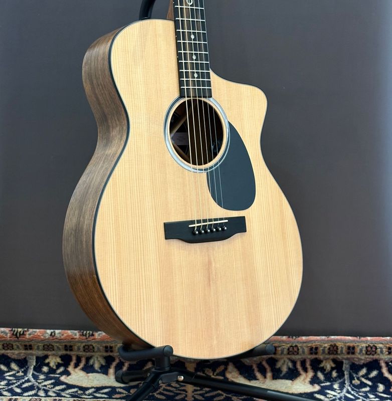 2024 Martin SC-10E