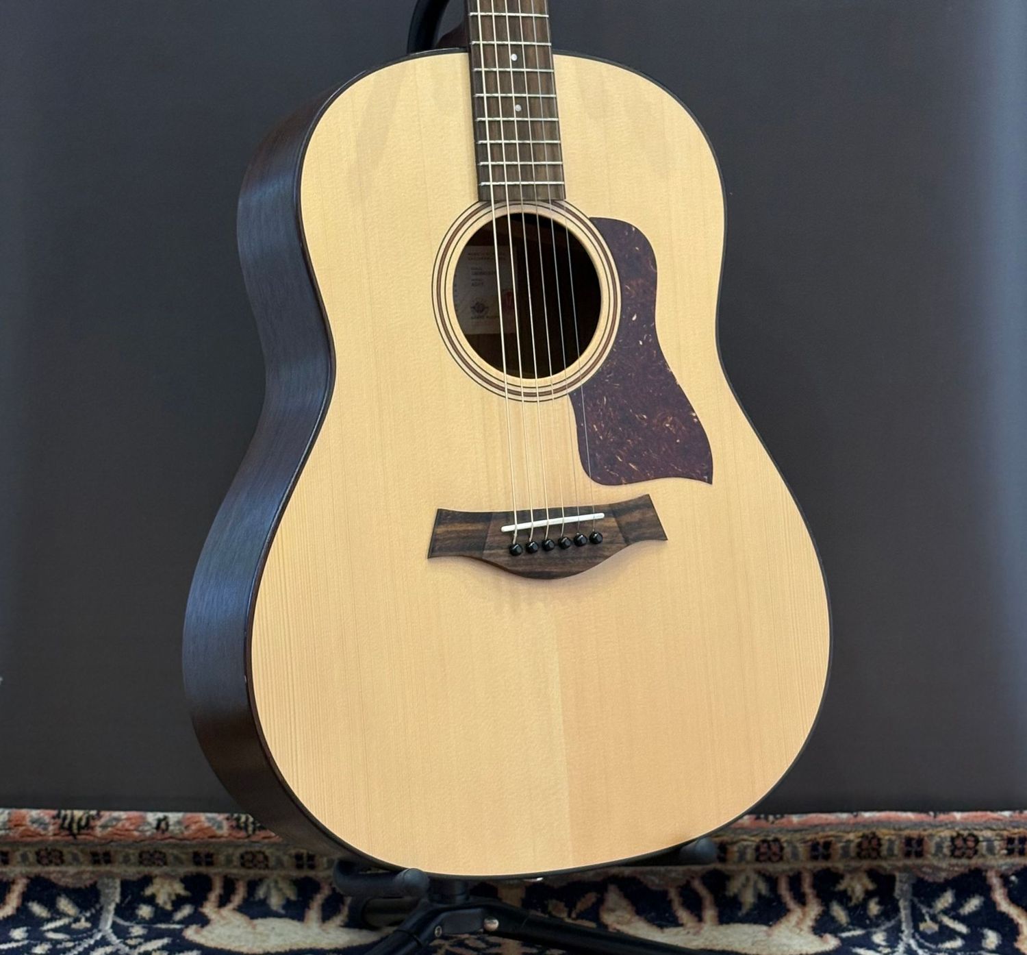 2022 Taylor AD17 Grand Pacific 2022 Taylor AD17 Grand Pacific