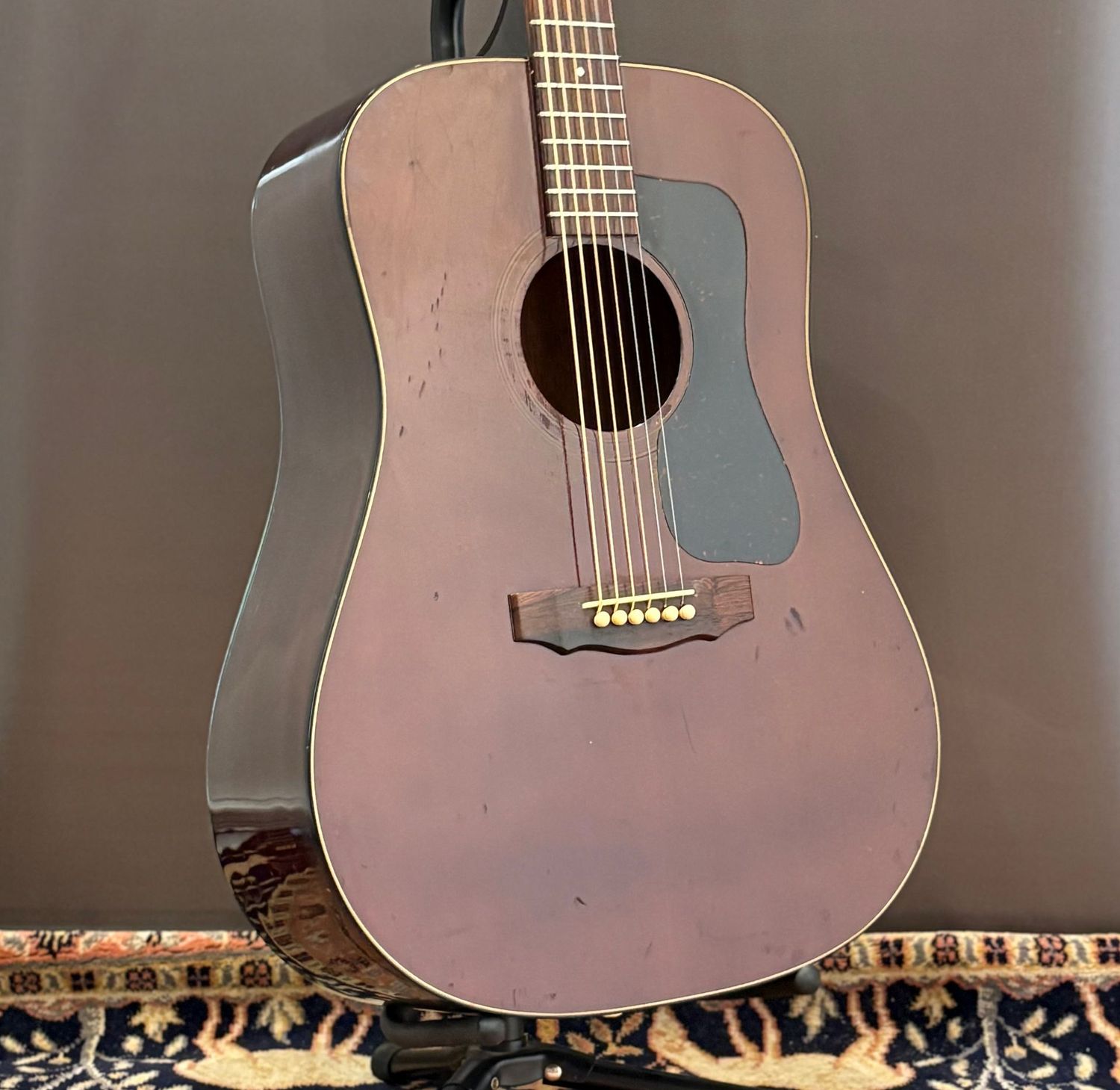 1984 Guild D-25M