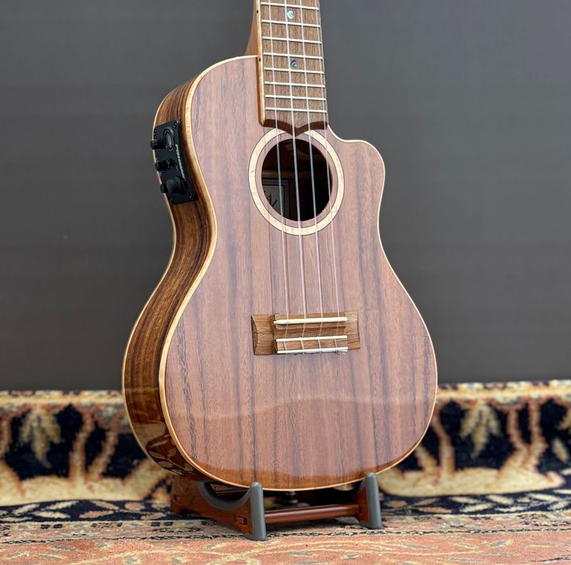 Lanikai ACS-CEC Solid Acacia Concert Ukulele w/ Pickup