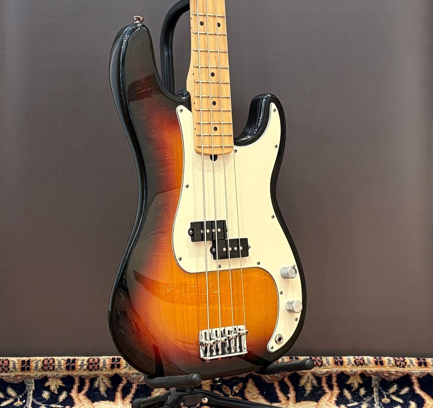 2005 Fender American Precision Bass 2005 Fender American Precision Bass