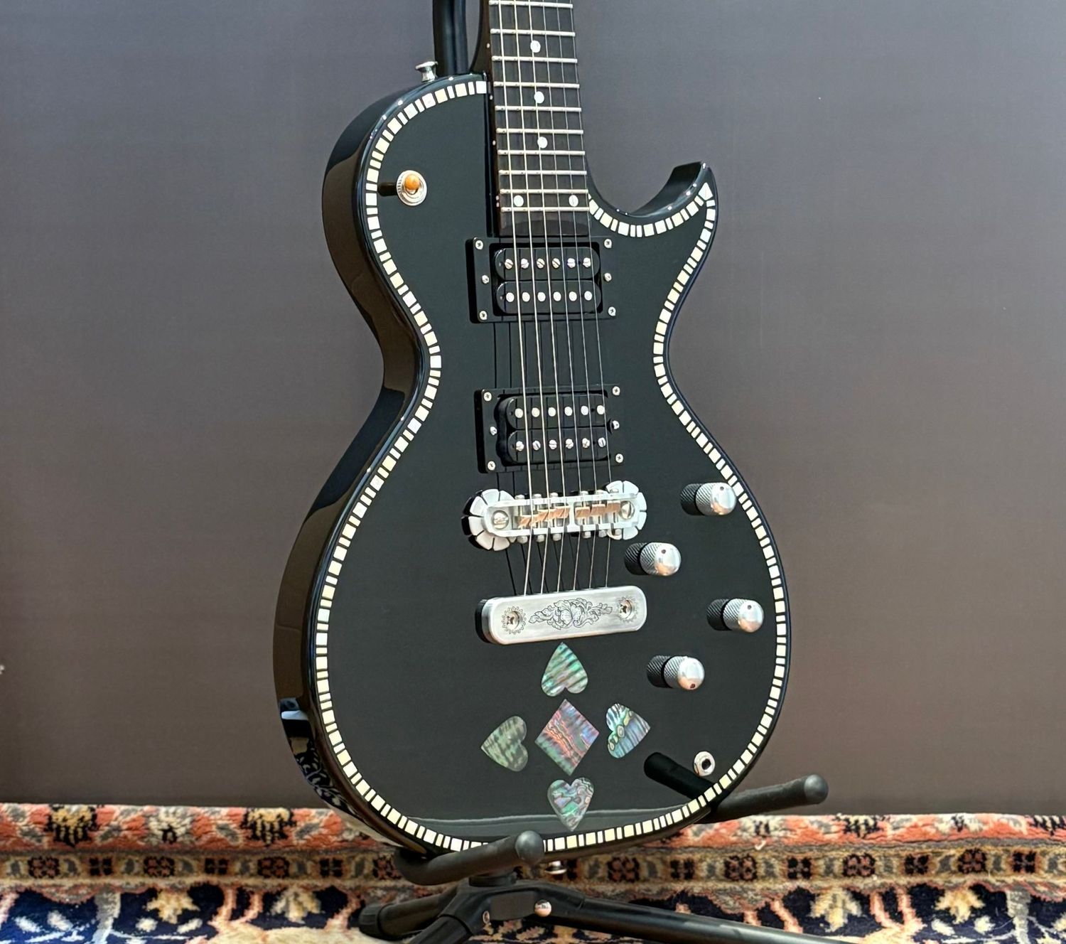 2015 Zemaitis SUJ-101-LTD13 BK / Heart 2015 Zemaitis SUJ-101-LTD13 BK / Heart