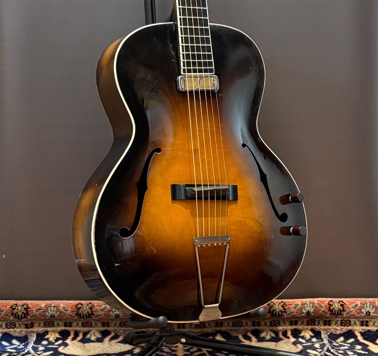 1930s Schönbach Archtop Guitar