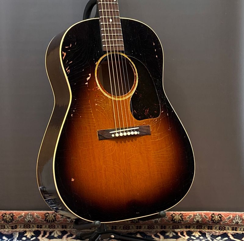 1944 Gibson Banner J-45 Hogtop