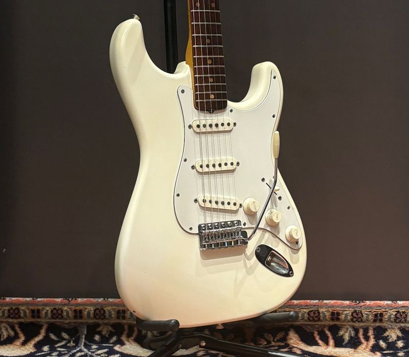 1963 Fender Stratocaster (Refin)