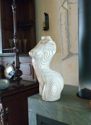 Bilder und Skulpturen