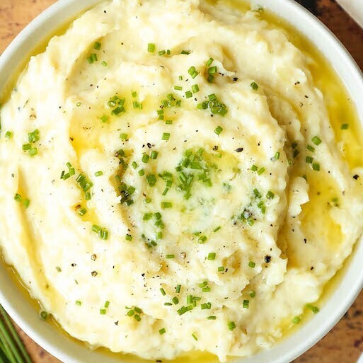 100oz Garlic & Herb Mashed Potato's and Gravy (10-15 pax)