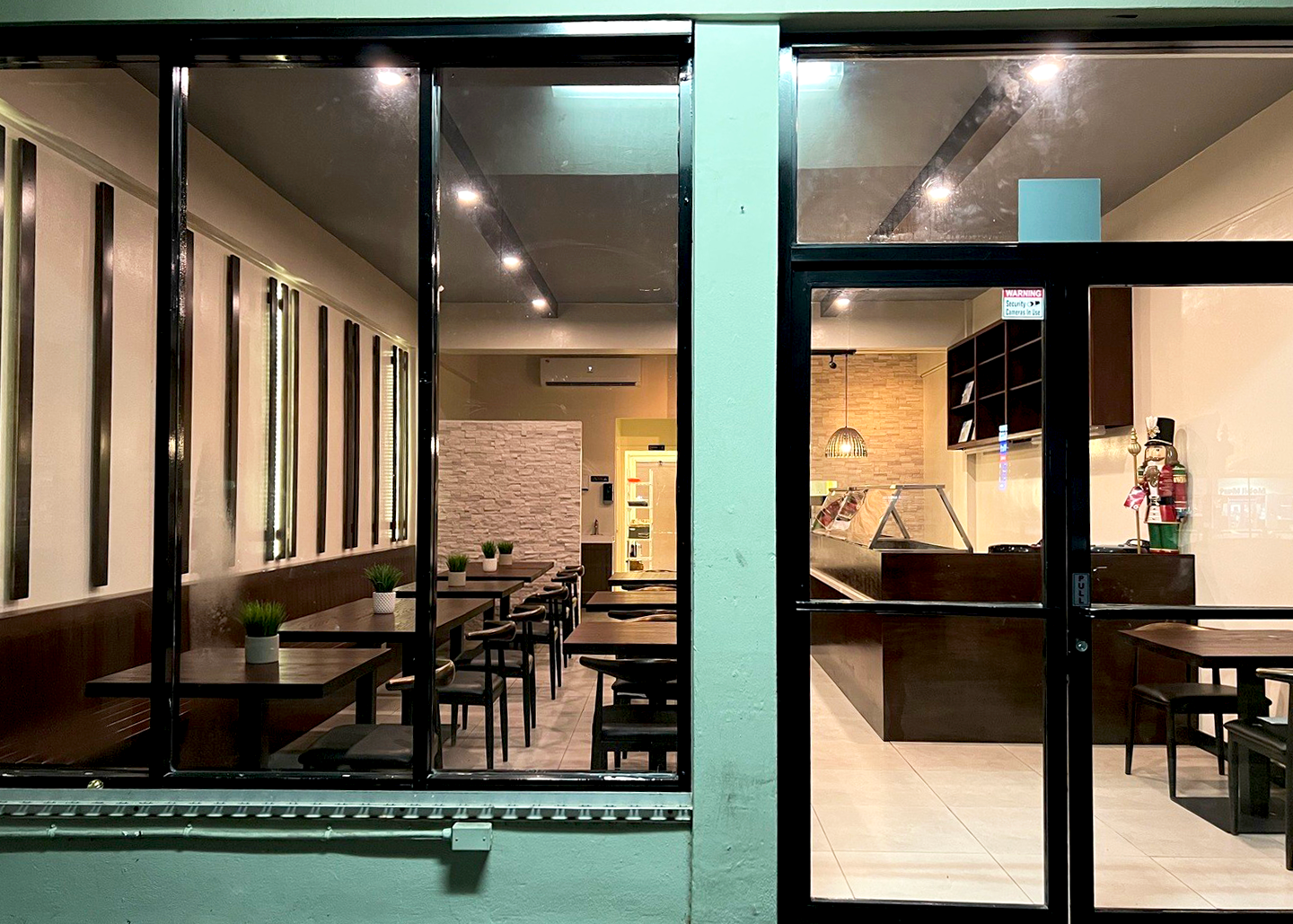 Private Dine-In