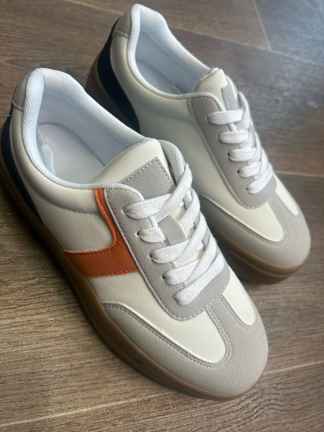 Multi Colour Trainer