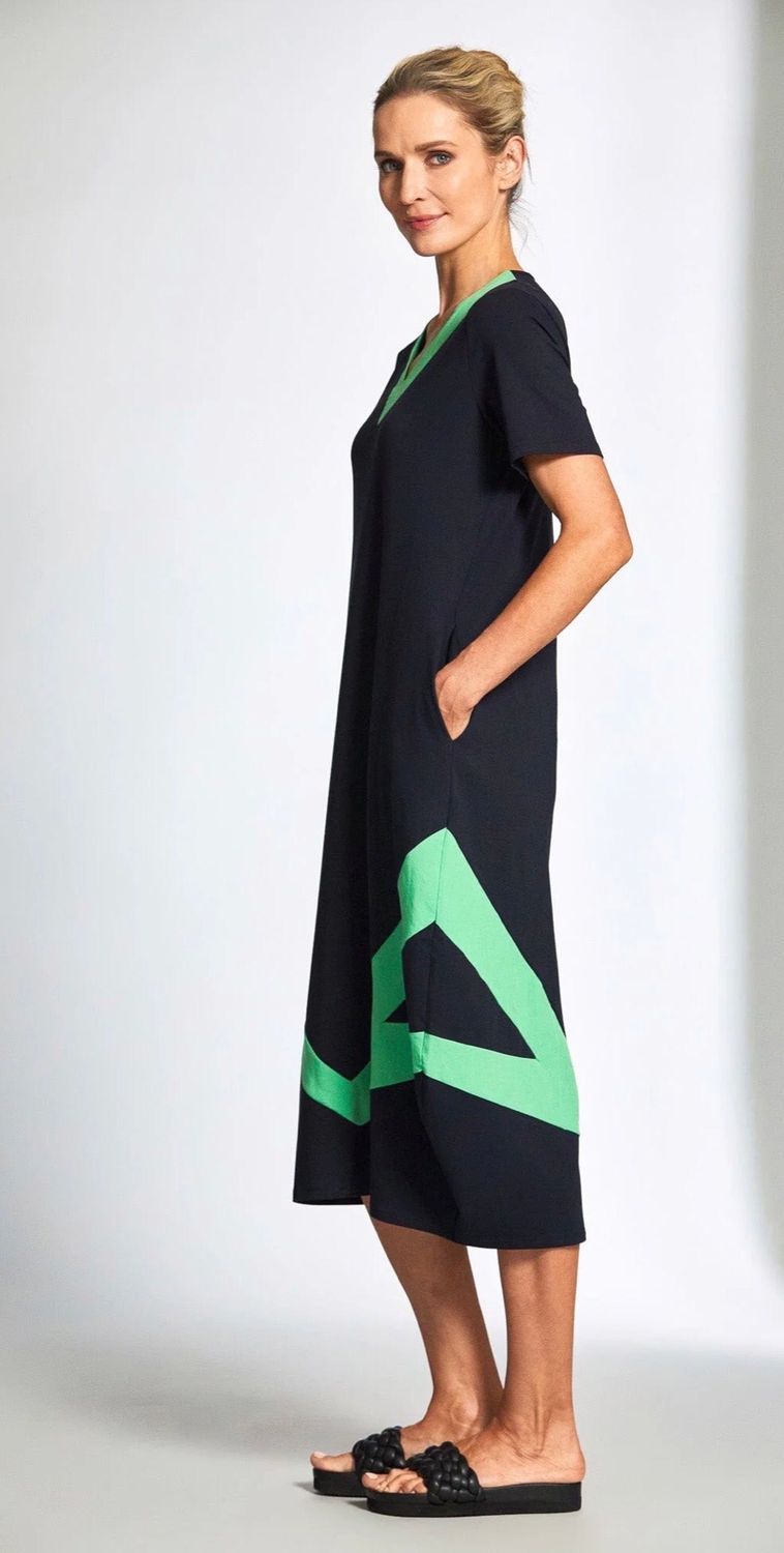 Contrast Triangle dress