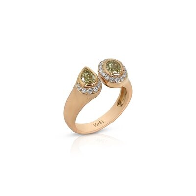 18kt Rose Gold - Pear Fancy Yellow: 0.38ct - Oval Fancy Yellow: 0.50ct - White Round Diamond: 0.21ct