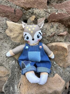 Doudou ou poupee - Lulu la biche