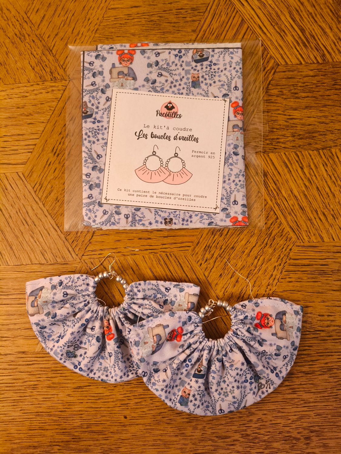Kit boucle d&#39;oreille - couturiere