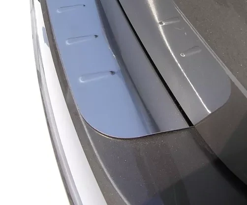 Накладка на порог пятой двери из нержавеющей стали Ford Focus II Hatchback Facelift (2008 - 2010)
