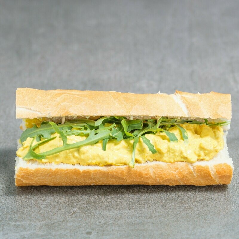 Broodje Kip Kerry Salade