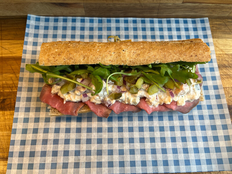 Broodje Vitello Tonato