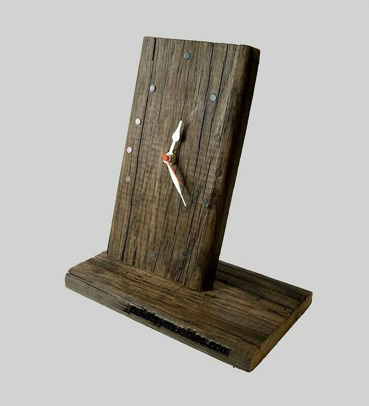 Reloj de mesa ARM