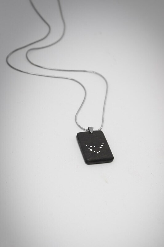 Χειροποίητο Ξύλινο Μενταγιόν Ζώδιο από Έβενο &amp; Άλπακα - Παραλληλόγραμμο με Ατσάλινη Αλυσίδα