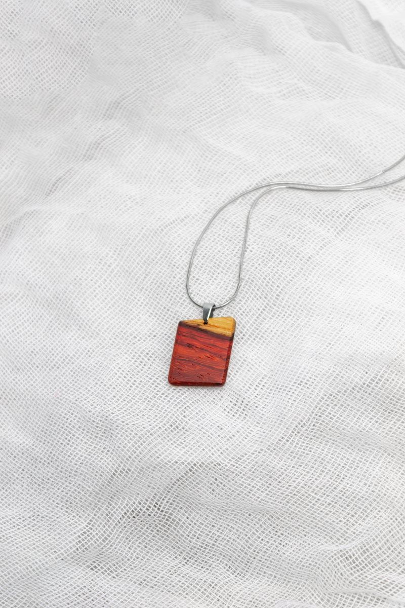 Χειροποίητο Μενταγιόν Παντούκ με Φυσική Διχρωμία - Παραλληλόγραμμο Ξύλινο Κόσμημα &amp; Ατσάλινη Αλυσίδα