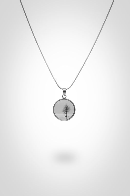 Χειροποίητο Μενταγιόν "Δέντρο σε Λίμνη" με Σμάλτο - Κόσμημα Ψηφιακής Τέχνης από Ανοξείδωτο Ατσάλι