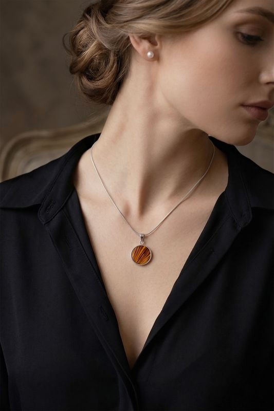 Χειροποίητο Μενταγιόν "Abstract 1" με Σμάλτο - Κόσμημα Ψηφιακής Τέχνης σε Ατσάλινη Βάση