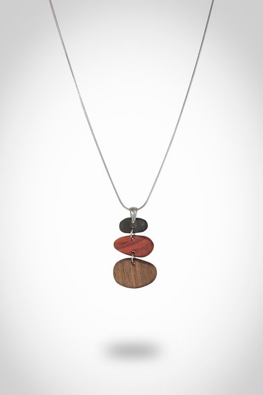 "Balance" – Χειροποίητο Ξύλινο Μενταγιόν από Έβενο,  Padauk &amp; Καρυδιά