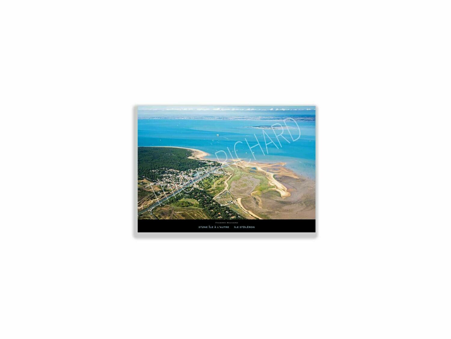 d'Une île à l'autre d'Une île à l'autre, Dimensions photo: Tirage 30x40 cm