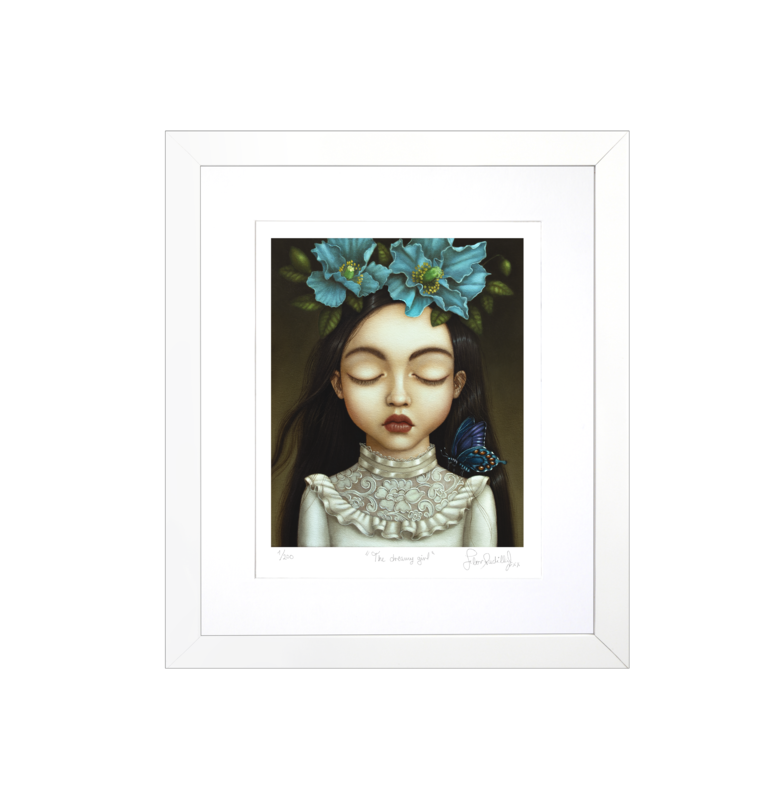 THE DREAMY GIRL