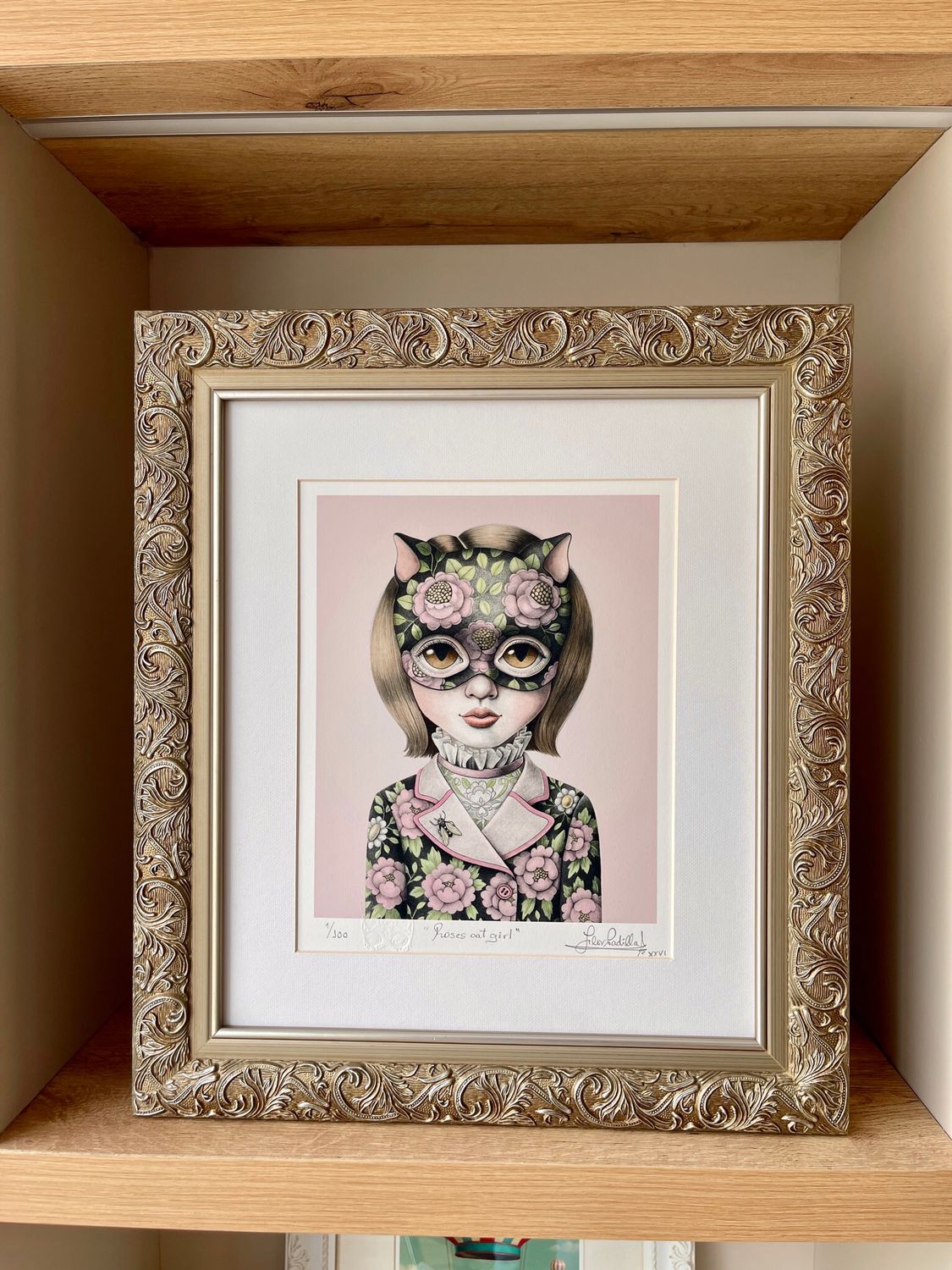 ROSES CAT GIRL