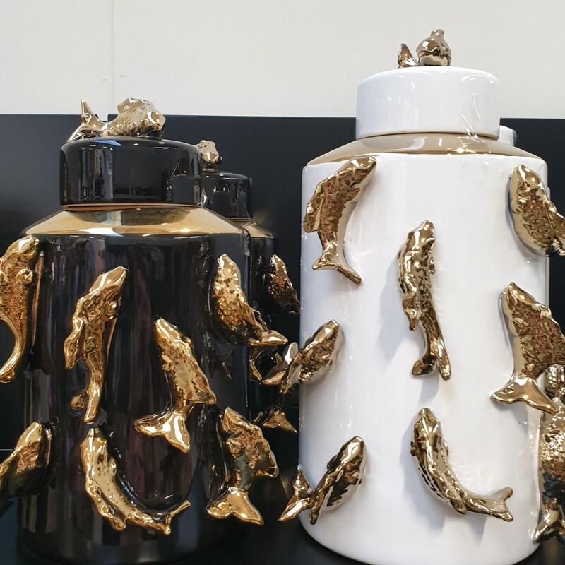 Pot zwart met gouden vissen